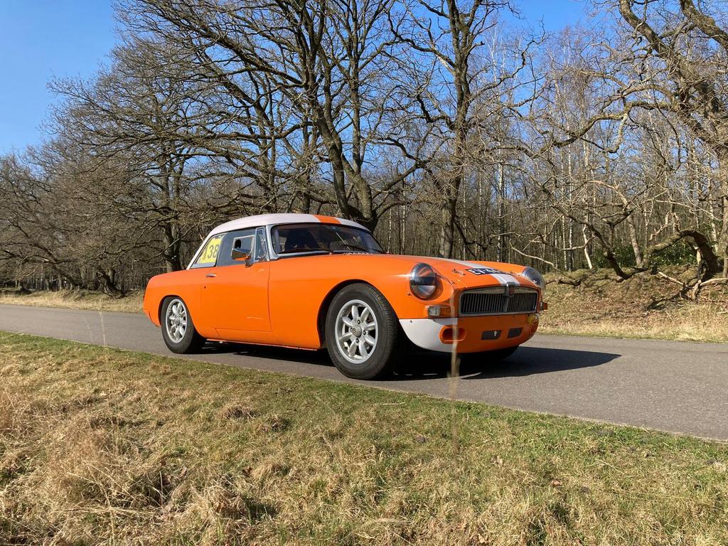 MGB 1965 lepeldeur raceauto / rallyauto, Handgeschakeld, Particulier, MG, Te koop