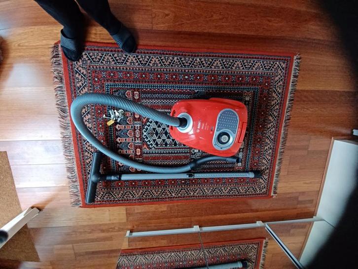 Bosch MoveOn BGL35MON2 Stofzuiger - Rood, Witgoed en Apparatuur, Stofzuigers, Gebruikt, Stofzuiger, Stofzak, Ophalen