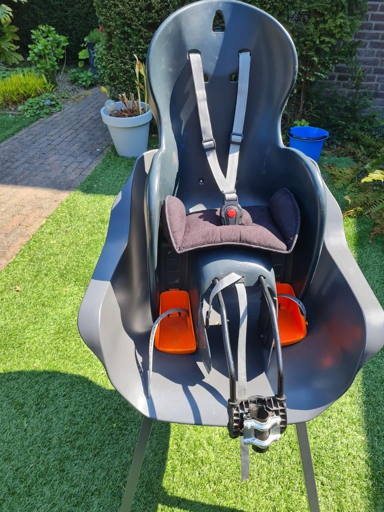 Fietsstoeltje achterop fiets, Fietsen en Brommers, Fietsaccessoires | Fietsstoeltjes, Ophalen, Achterzitje, Onbekend, 9 t/m 18 kg