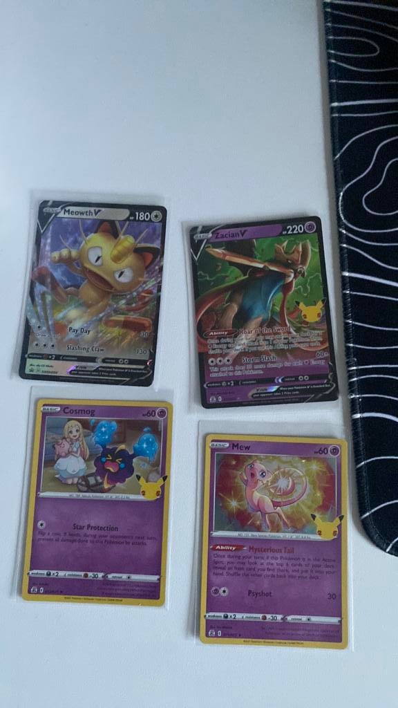 Pokemon set 4 stuks, Ophalen of Verzenden, Zo goed als nieuw
