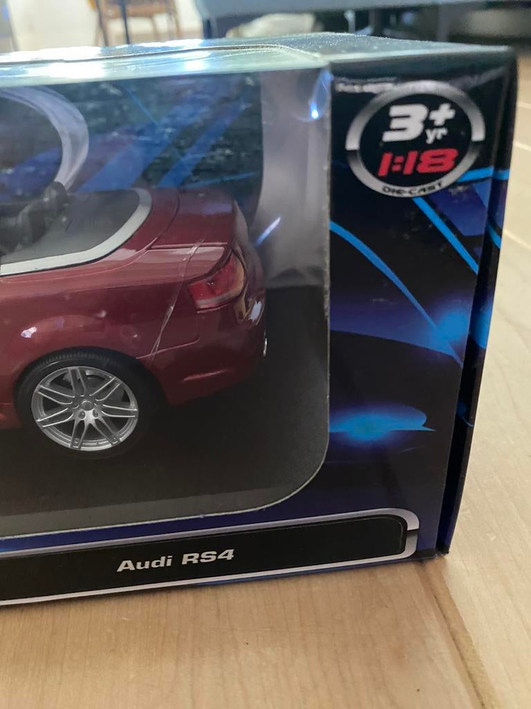 Audi RS4 cabrio 1:18 Maisto, nieuw in doos, Ophalen, Nieuw, Auto, Maisto