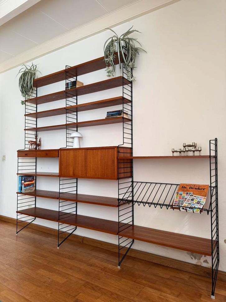 Prachtige vintage modulair wandsysteem Nisse String teakhout, Huis en Inrichting, Kasten | Wandmeubels, Gebruikt, 200 cm of meer