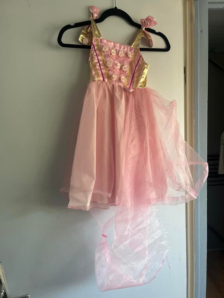 Gratis Jurkje van Souza, maat 104 (4 jaar) - Tule gescheurd, Kinderen en Baby's, Ophalen, Gebruikt, Meisje, Jurk of Rok