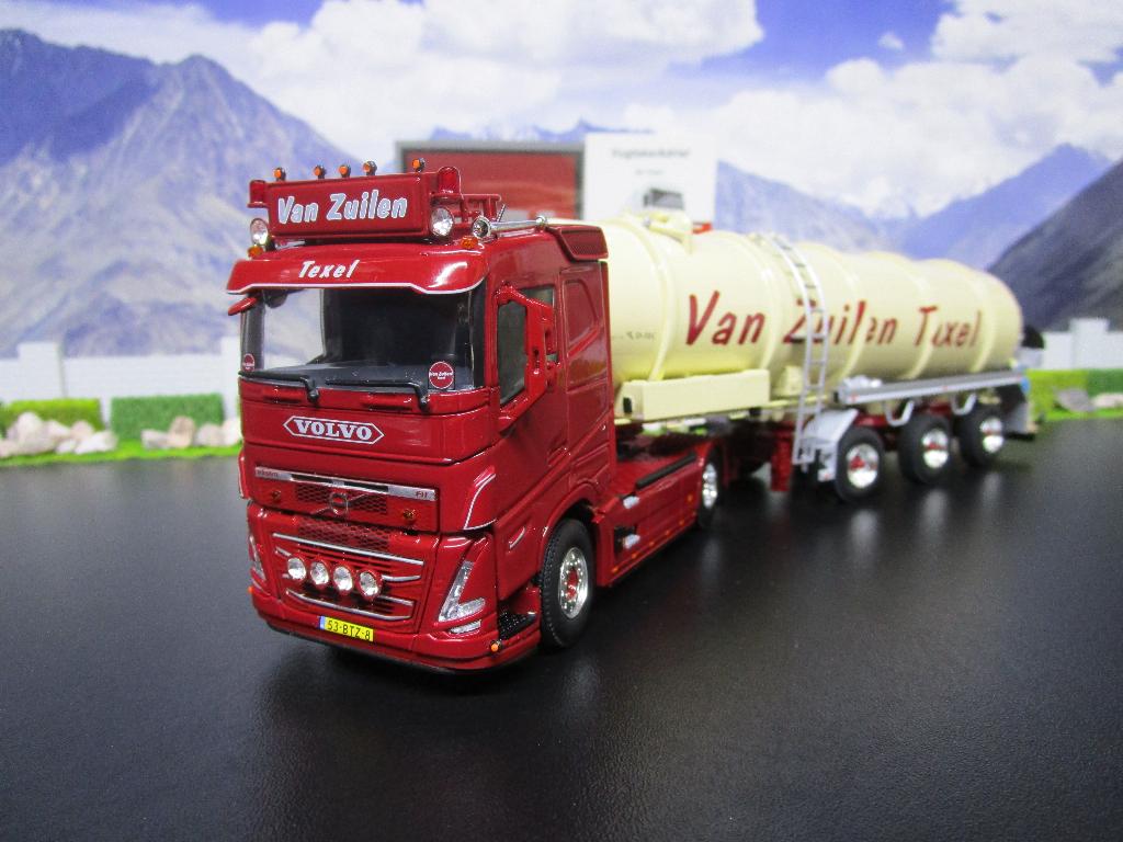 Wsi 01-4850 Volvo FH5 Sleeper Cab , Van Zuilen Texel