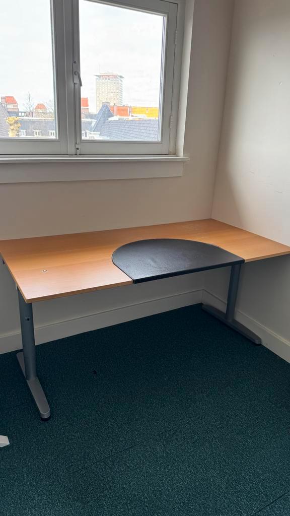 IKEA Galant bureau (160 x 80 cm), Huis en Inrichting, Bureaus, Gebruikt, Computerbureau, IKEA, Modern, Spaanplaat of MDF, Bruin