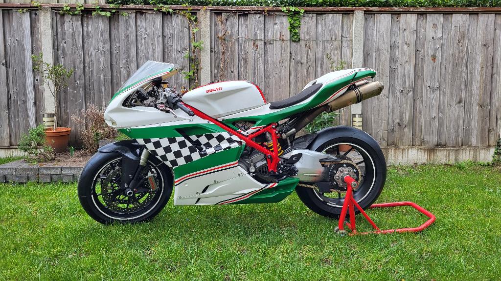 Ducati 1098 in onderdelen, Motoren, Ophalen of Verzenden, Gebruikt
