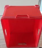 Rode kunststof krat met handvatten, Ophalen, Gebruikt, 40 tot 60 cm, 50 tot 75 cm