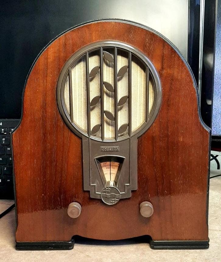 Philips Vintage R634/15 Radio Jubileum uitgave., Antiek en Kunst, Antiek | Tv's en Audio, Ophalen of Verzenden