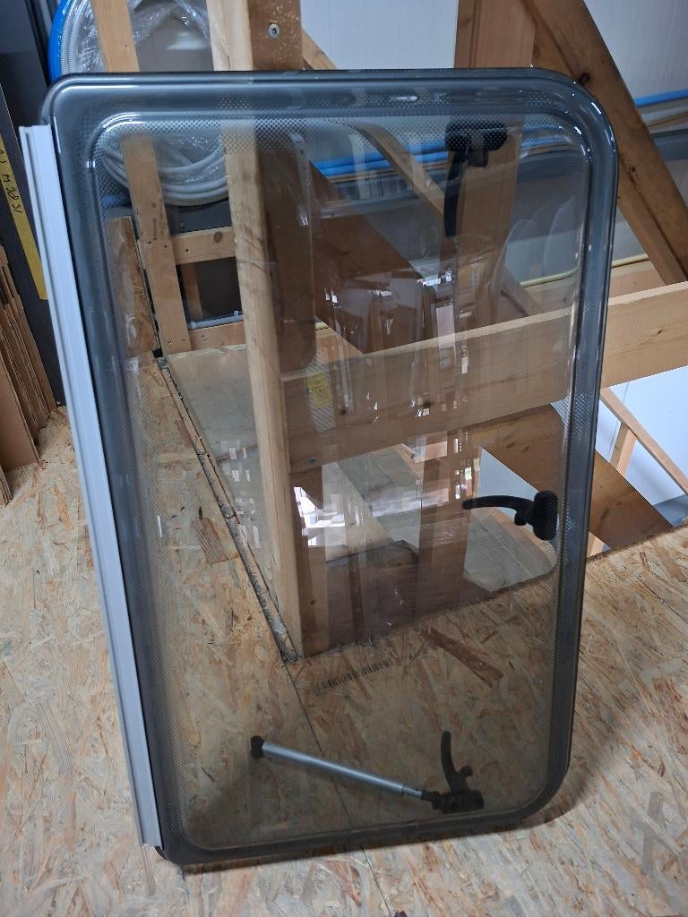 Dometic raam, Caravans en Kamperen, Ophalen, Nieuw