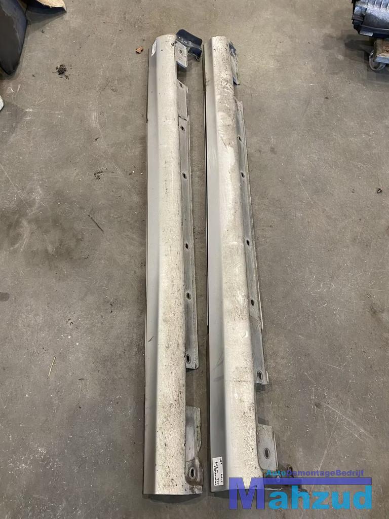 MERCEDES CLK W209 C209 Grijs 744 Zijskirt, Auto-onderdelen, Gebruikt, Mercedes-Benz AG, Mercedes-Benz, Ophalen of Verzenden