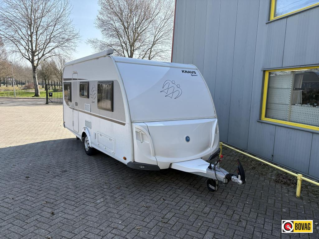 Knaus Sport 460 EU Thule cassette luifel, Caravans en Kamperen, Dwarsbed, Standaardzit, Schokbreker, Bedrijf