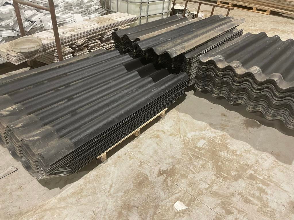 Zwarte golfplaten en nokstukken - Gebruikt, Overige materialen, Gebruikt, Zwart, Ophalen of Verzenden