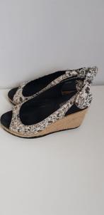 Mooie schoen, Ophalen of Verzenden, Zo goed als nieuw, Instappers