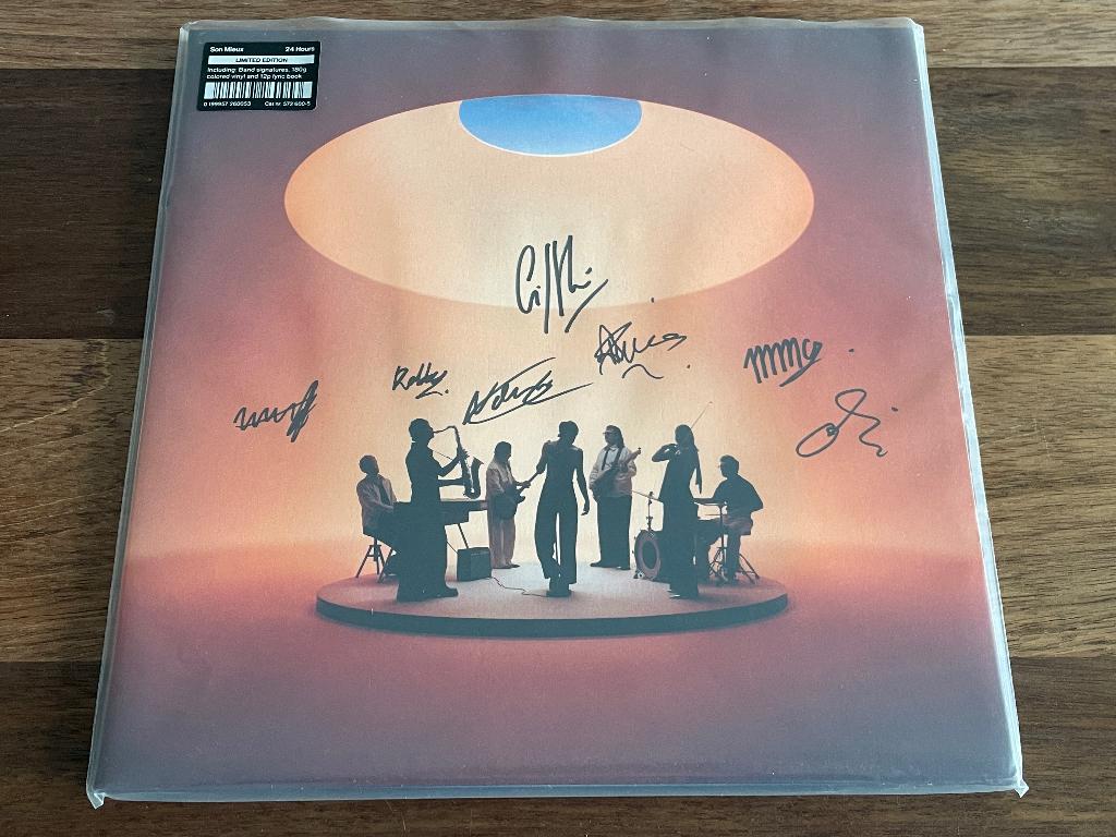 Vinyl LP Son Mieux 24 Hours GESIGNEERD BLUE Vinyl NIEUW, Inclusief boekje, 2020 tot heden, Ophalen of Verzenden, 12 inch