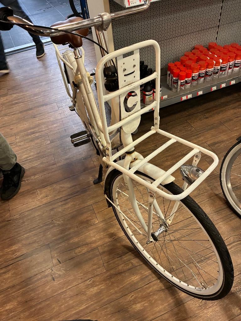 White bicycle, Ophalen, Zo goed als nieuw