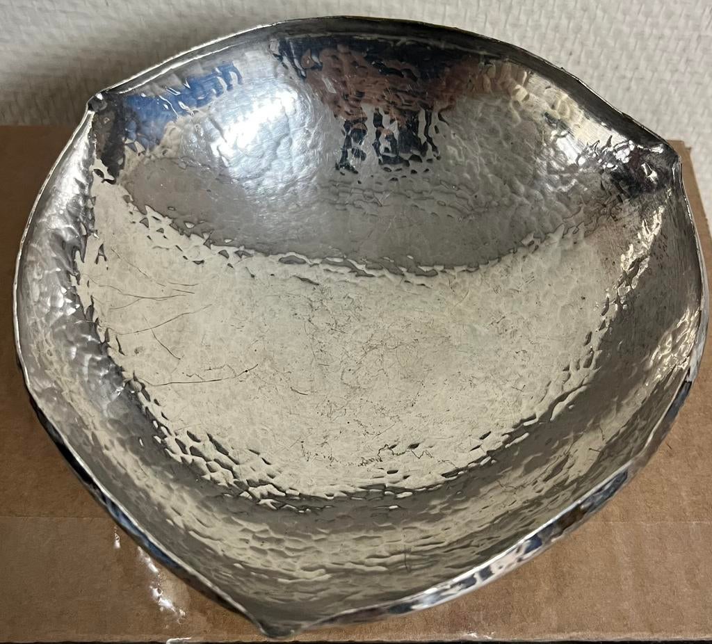 Gehamerd verzilverd schaaltje, Ophalen of Verzenden