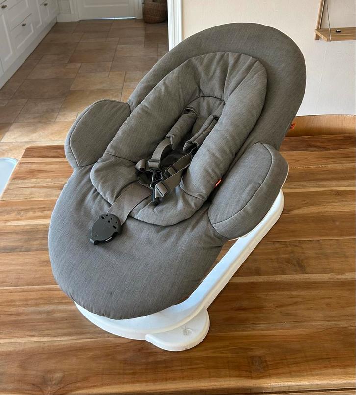Stokke Steps wipstoel bouncer newbornset, Kinderen en Baby's, Wipstoeltjes, Zo goed als nieuw, Wipstoel, Overige merken, Met gordel(s) of riempje(s)