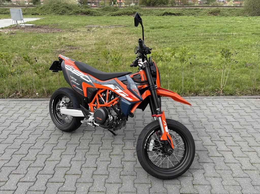 KTM 690 SMC R SMC-R ABS 2023 Remus KTM Powerparts 1e Eigenaa, 693 cc, Meer dan 35 kW, SuperMoto, 690 SMC R