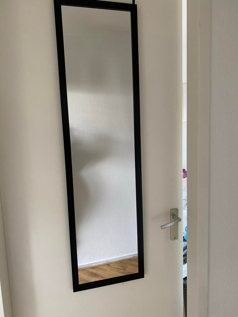 Handige deurspiegel met slanke zwarte rand, Minder dan 50 cm, Gebruikt, 100 tot 150 cm, Ophalen of Verzenden