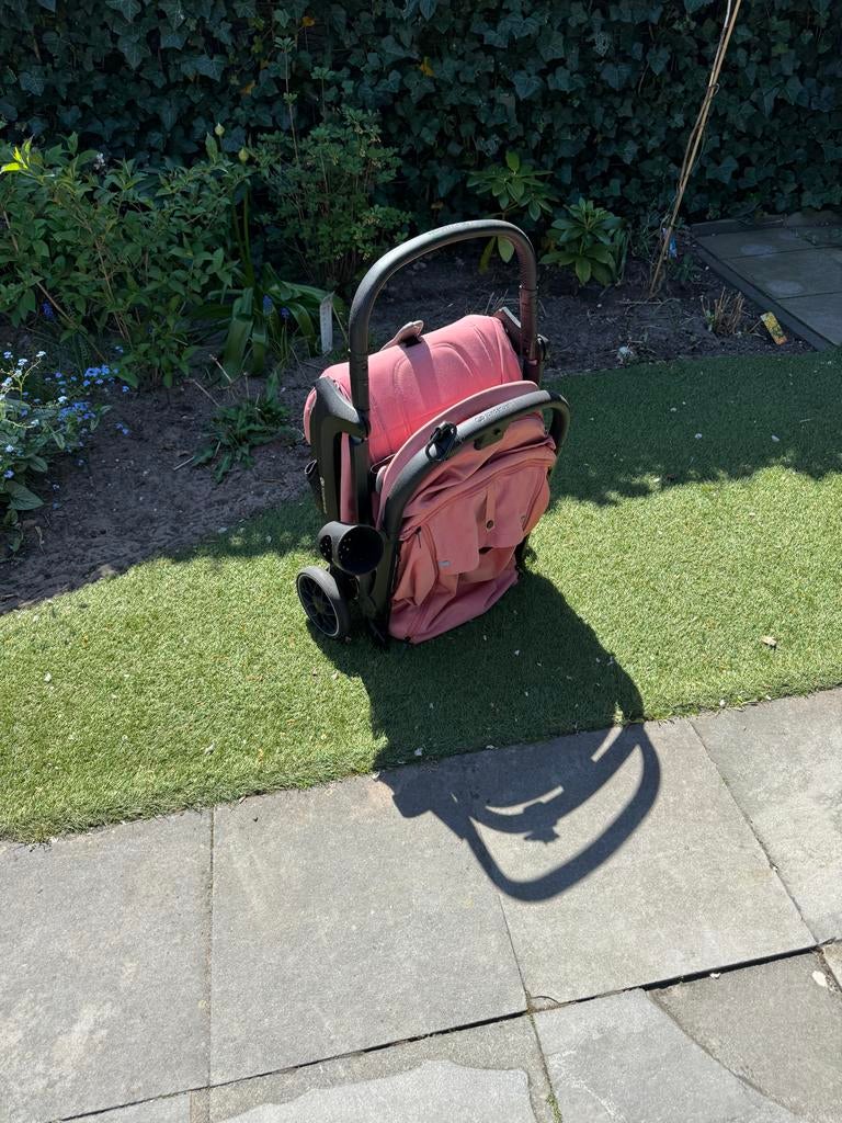Buggy kinderkraft NUBI 2 Rosé - Prima staat, Kinderen en Baby's, Ophalen, Zo goed als nieuw, Overige merken