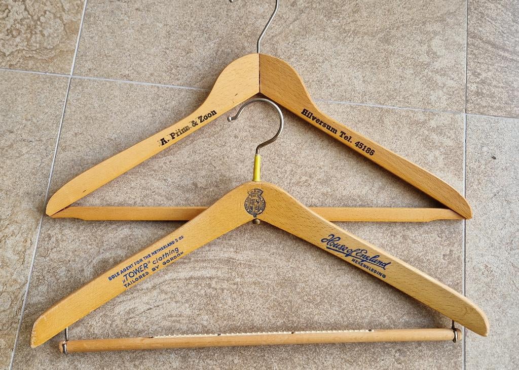 Twee antieke klerenhanger, Antiek en Kunst, Ophalen of Verzenden