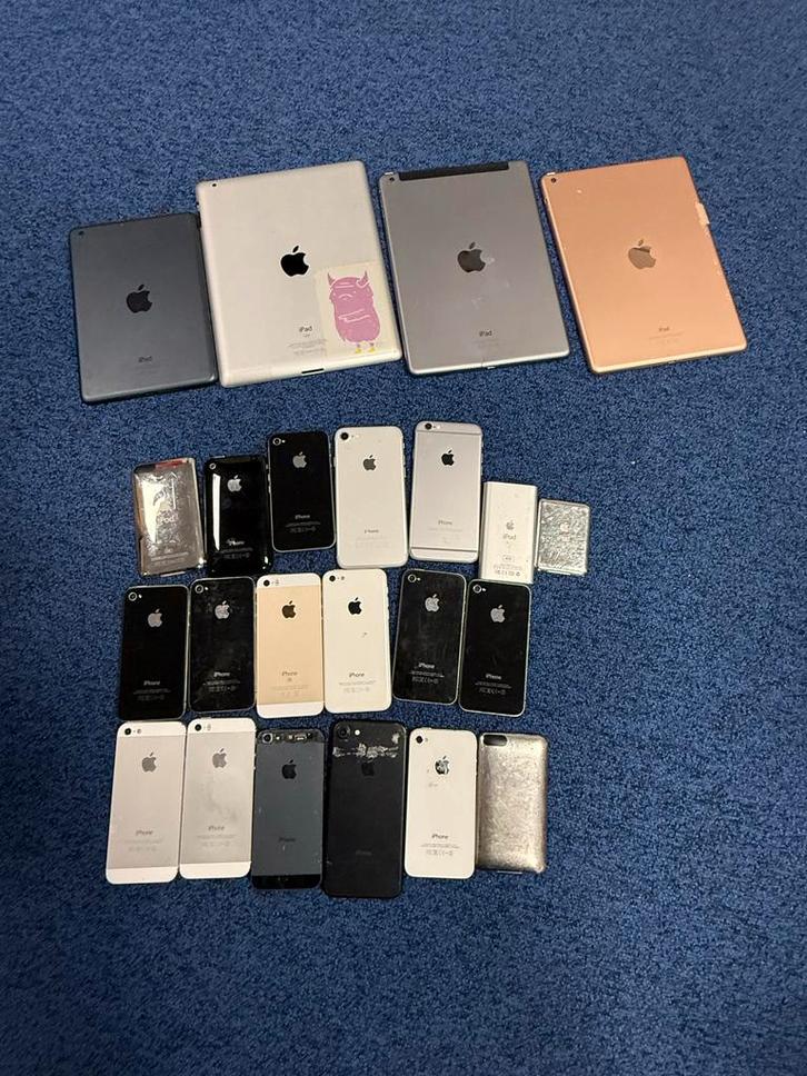 Partij diverse oude Apple producten, Telecommunicatie, Mobiele telefoons | Apple iPhone, Niet werkend, Ophalen of Verzenden