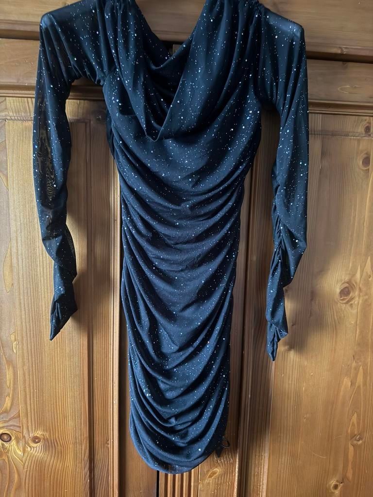 Galajurk maat xs met glitters, Kleding | Dames, Jurken, Zwart, Ophalen of Verzenden, Zo goed als nieuw, Maat 34 (XS) of kleiner