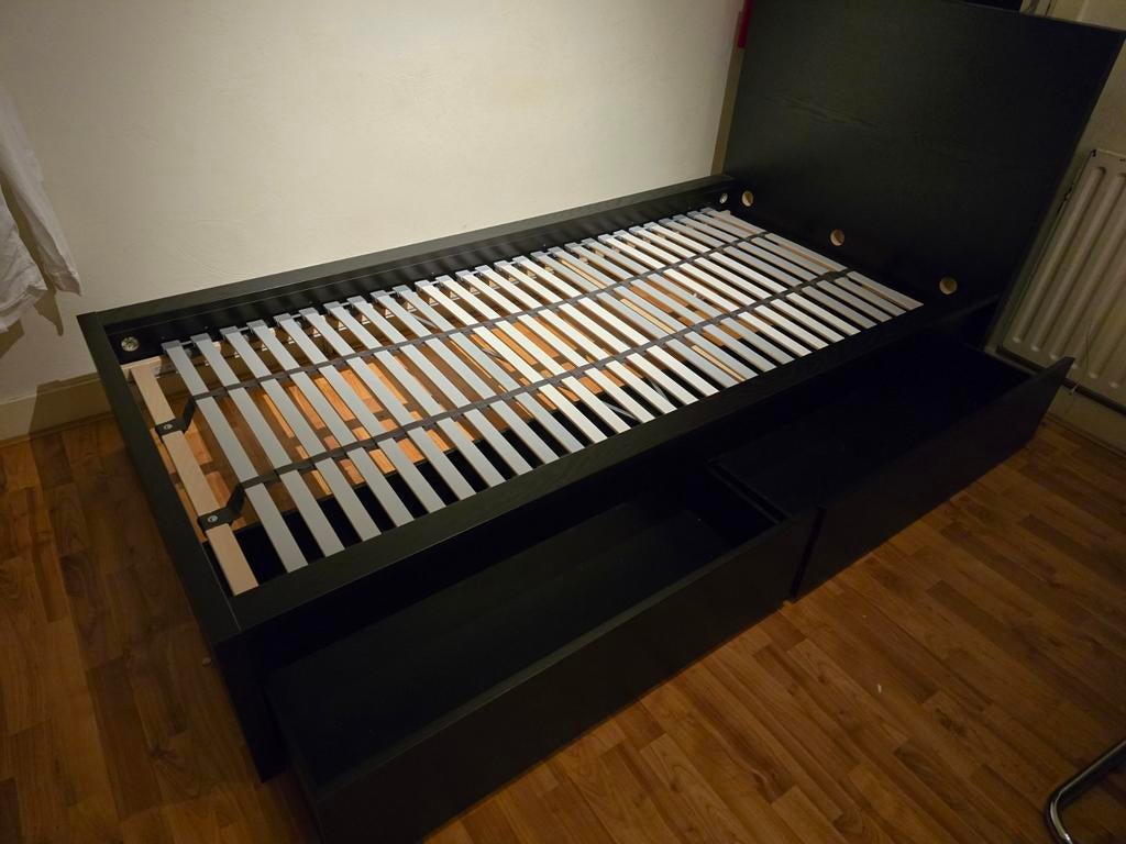 Ikea Malm eenpersoonsbed met lades en lattenbodem, Ophalen, 90 cm, Eenpersoons, Zwart