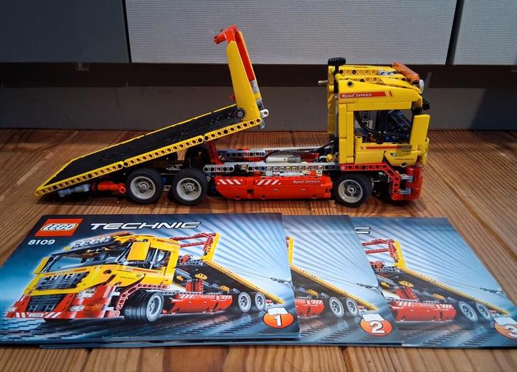 Lego technic laadplatform truck 8109 complete set als nieuw, Kinderen en Baby's, Speelgoed | Duplo en Lego, Zo goed als nieuw