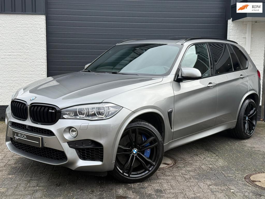 BMW X5 X5 M| 575pk|Pano|Head-Up|H&K|360|Dealer| X5M, Auto's, BMW, Gebruikt, 4395 cc, Leder, Bedrijf