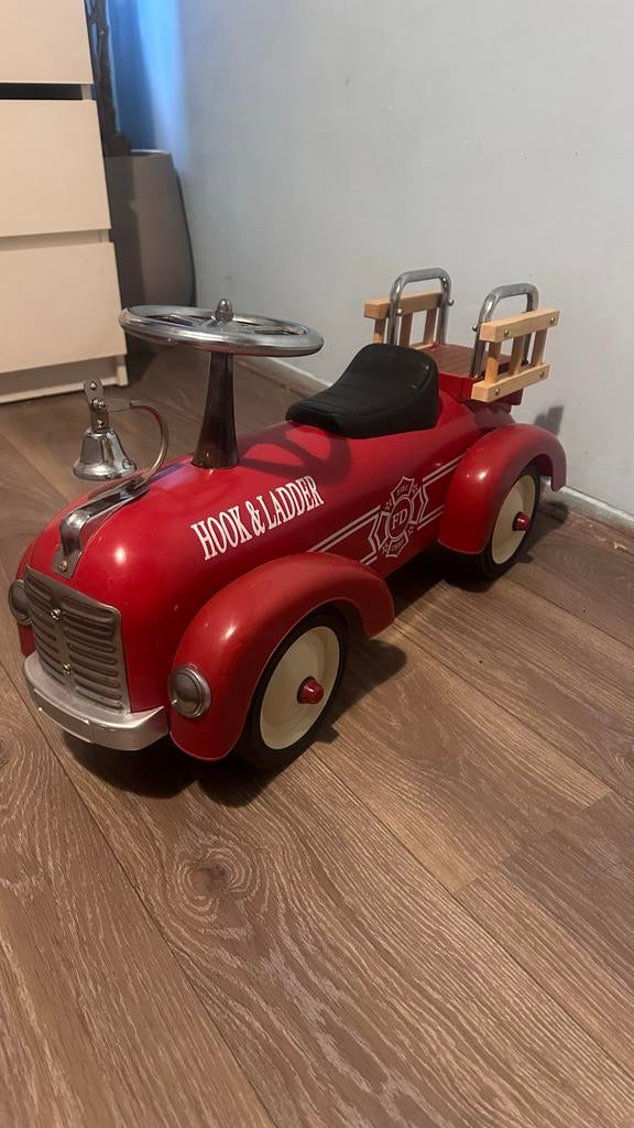 Kleuter loopauto brandweerwagen, Ophalen of Verzenden, Gebruikt, Loopvoertuig