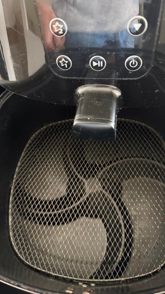 Gebruikte Airfryer met  mandje, Ophalen of Verzenden, Gebruikt, Airfryer, 750 t/m 999 gram