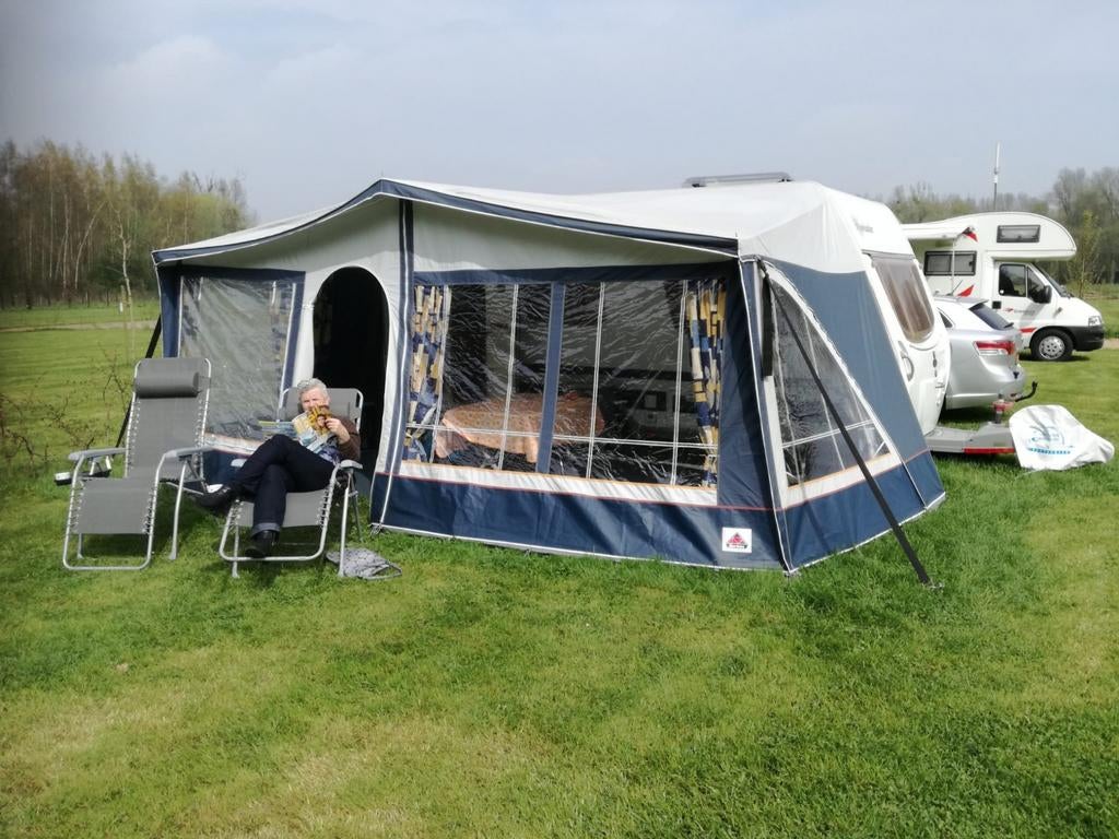 Dorema voortent, Ophalen