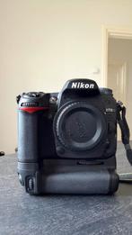 Nikon D7000 met batterijgrip en 18-105mm lens, Ophalen, Gebruikt, Spiegelreflex, 4 t/m 7 keer