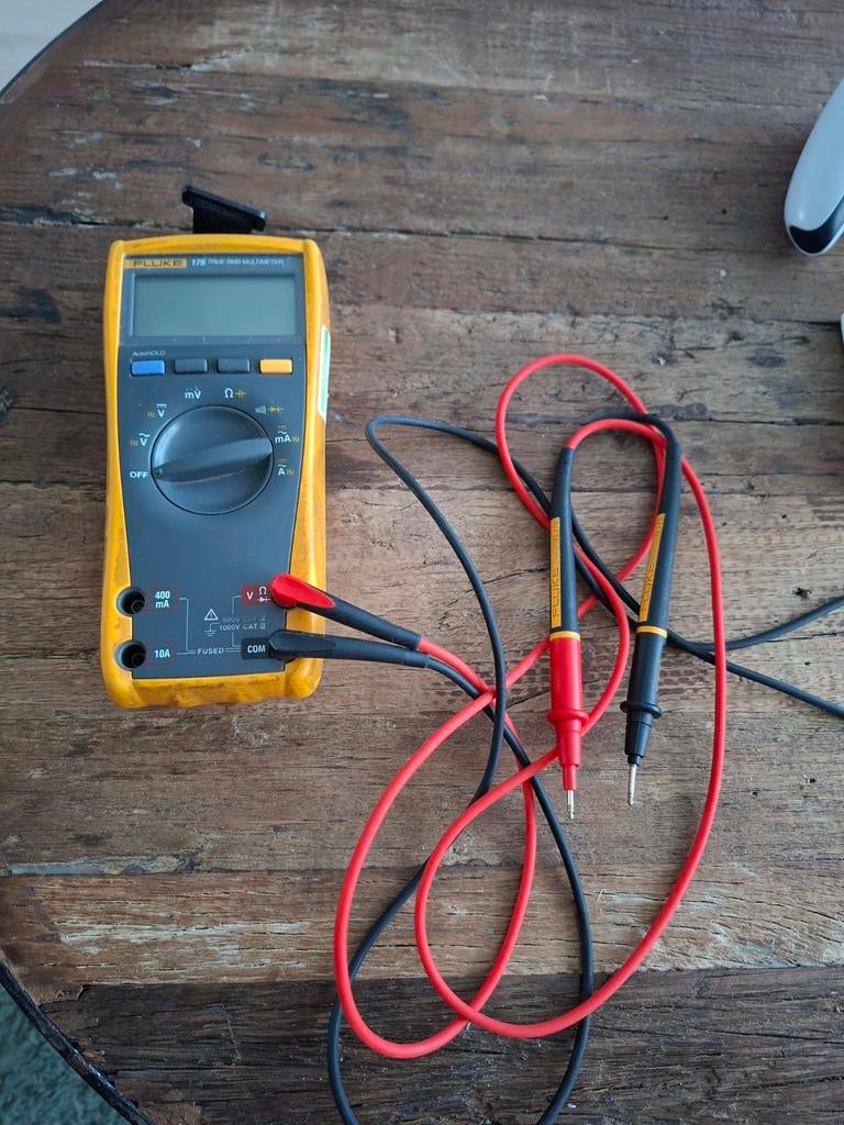 Fluke 175 True RMS Multimeter, Doe-het-zelf en Verbouw, Meetapparatuur, Ophalen of Verzenden, Multimeter