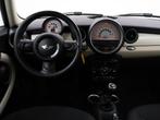 Mini Mini Clubman 1.6 COOPER PEPPER TWO-TONE + XENON | AIRCO, Auto's, Mini, Voorwielaandrijving, Euro 5, Stof, Gebruikt