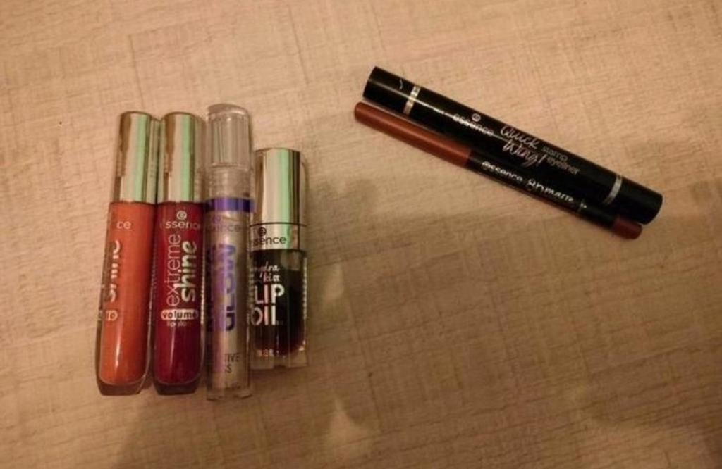 Essence make-up Nieuw!, Sieraden, Tassen en Uiterlijk, Uiterlijk | Cosmetica en Make-up, Ophalen of Verzenden, Nieuw, Roze, Lippen