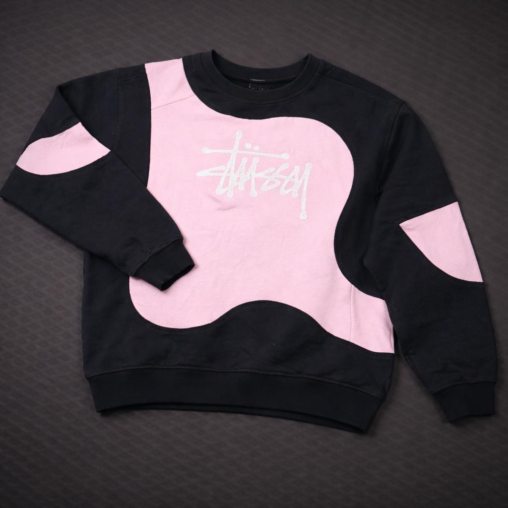 Stüssy Rework Crewneck Zwart/Roze – Maat XL – Unisex, Zwart, Stussy, Ophalen of Verzenden, Maat 56/58 (XL)
