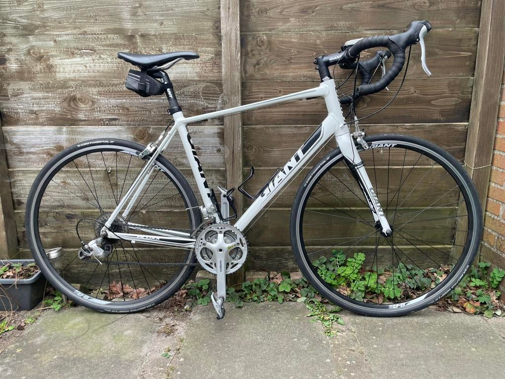 Giant Defy 3 ML racefiets, Fietsen en Brommers, Ophalen, 28 inch, Aluminium, Giant