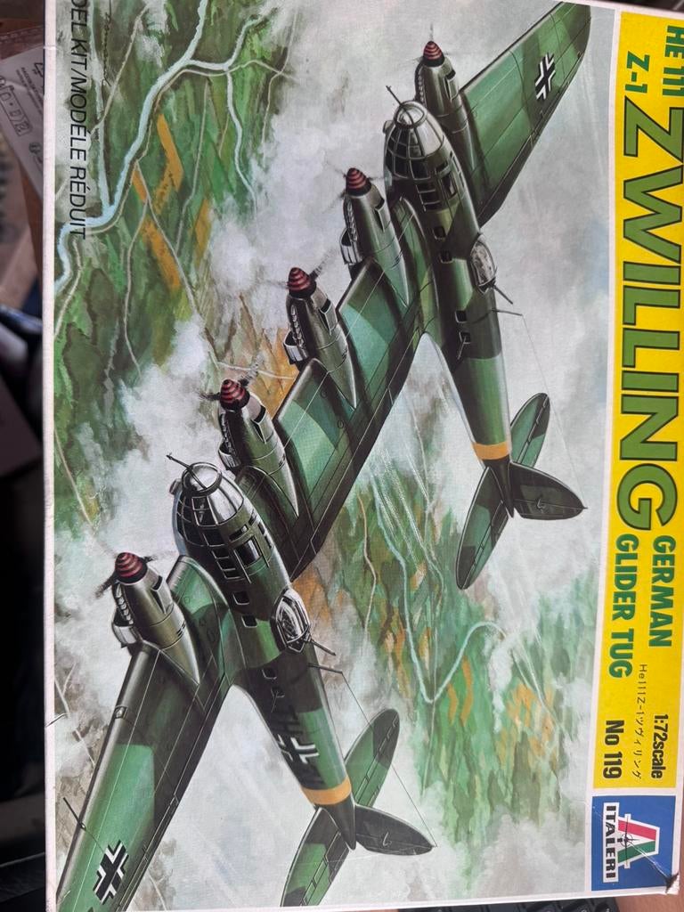 Heinkel HE -111 zwilling 1:72, Ophalen of Verzenden, Zo goed als nieuw, 1:72 tot 1:144, Overige merken