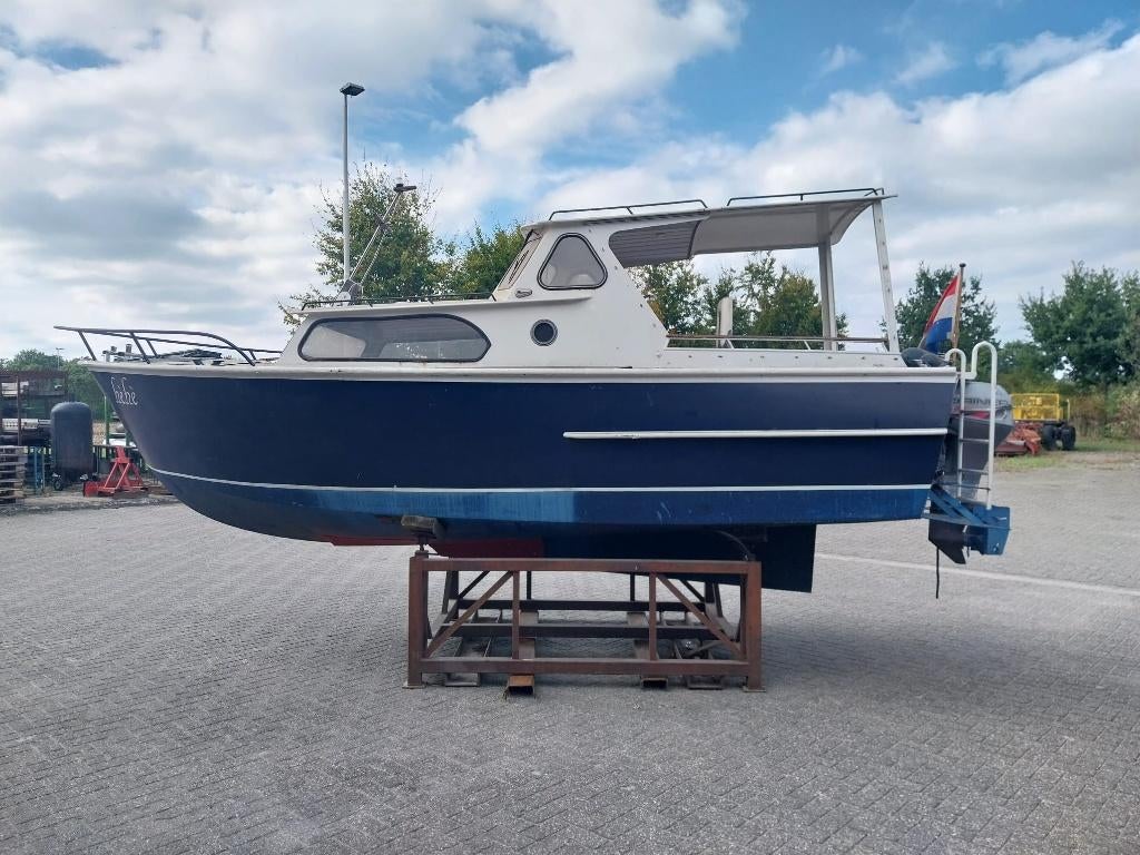 Boot/sloep opknapper, Watersport en Boten, Motorboten en Motorjachten, Gebruikt, Staal, Tot 6 meter, Benzine, Buitenboordmotor
