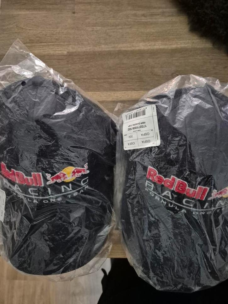 Nieuwe Red Bull Racing F1 Petten - Set van 2, Kleding | Heren, Hoeden en Petten, Nieuw, Pet, One size fits all, Ophalen of Verzenden