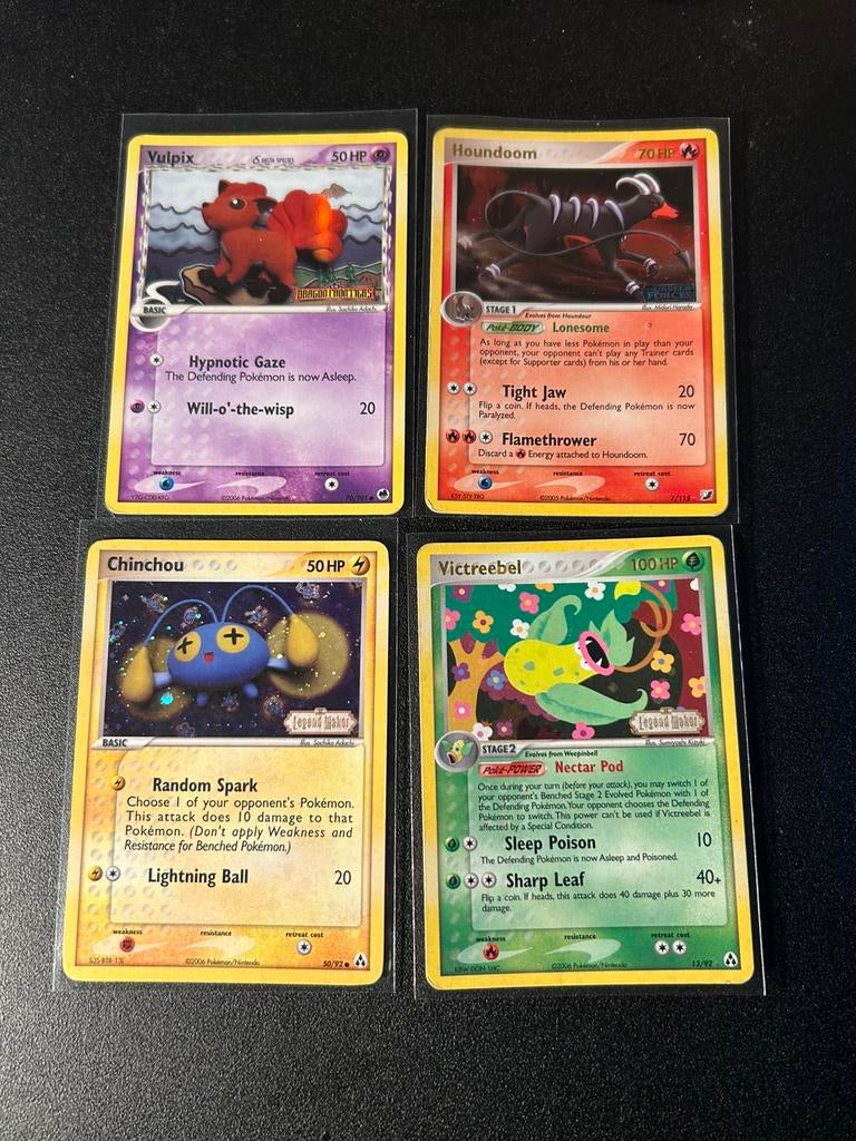 Pokemon kaarten stamped, Ophalen of Verzenden, Zo goed als nieuw