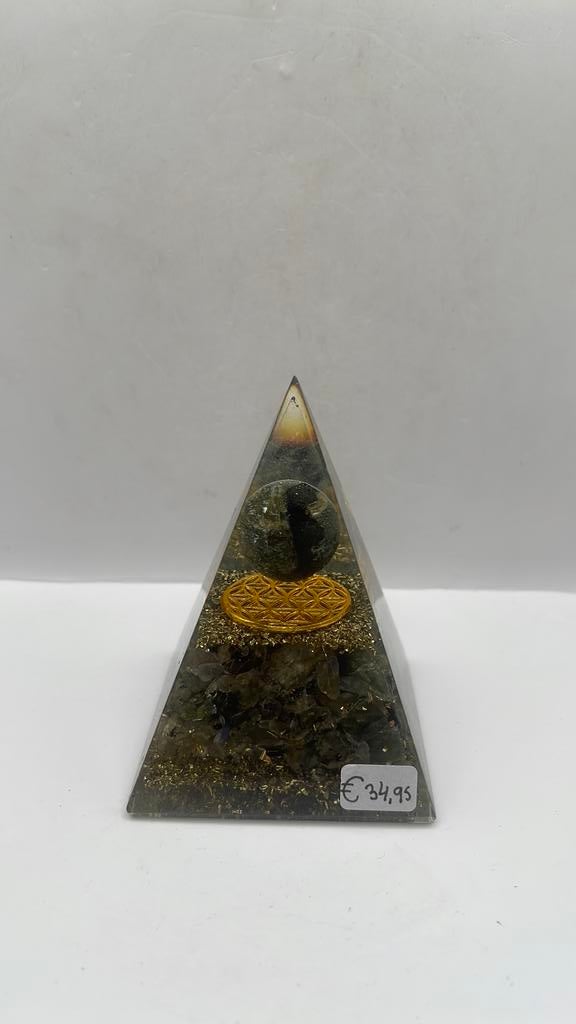 Orgonite piramide, Ophalen of Verzenden