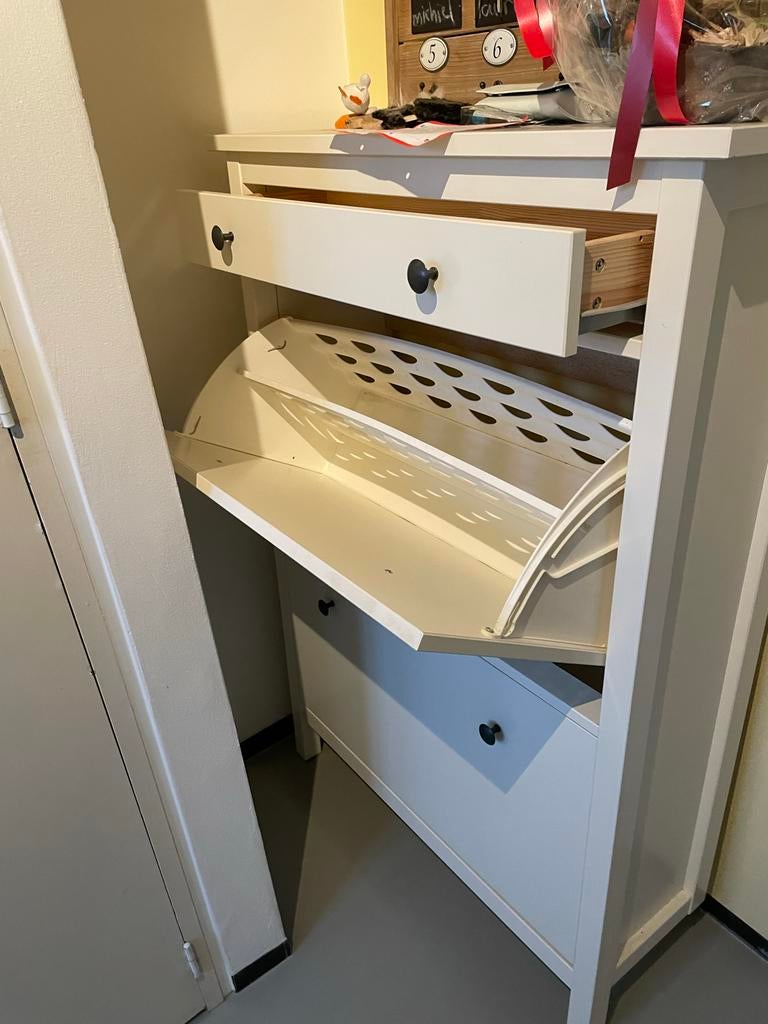 Ikea Schoenenkast met lade - Zo goed als nieuw, Ophalen, Zo goed als nieuw