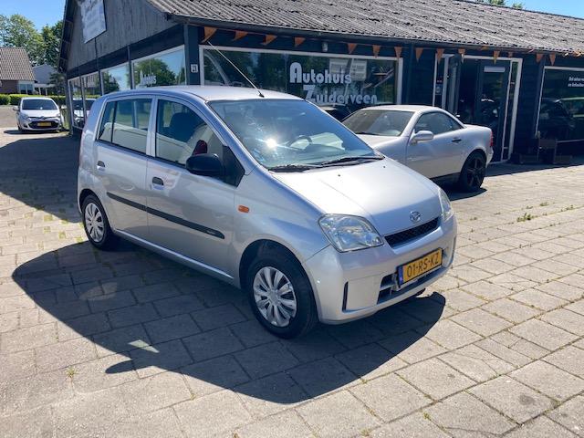 DAIHATSU Cuore 1.0 5DRS 2005 Tokyo Garage Onderhouden, Auto's, Stof, Origineel Nederlands, Handgeschakeld, Grijs