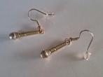 Prachtige microfoon oorbellen, Sieraden, Tassen en Uiterlijk, Oorbellen, Ophalen of Verzenden, Zo goed als nieuw, Goud, Overige materialen
