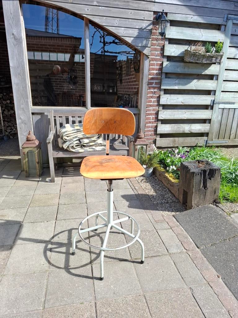 Draaibare bureau stoel SE 68 ontw door Egmond Eiermann, Huis en Inrichting, Bureaustoelen, Ophalen, Gebruikt, Bruin, Bureaustoel