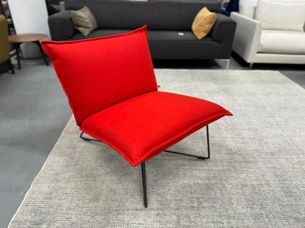 Nieuw Jess Design Earl Fauteuil rood stof Stoel, Huis en Inrichting, Fauteuils, Nieuw, 75 tot 100 cm, Ophalen of Verzenden, Jess