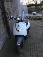 SYM Snorscooter - Wit/Zwart, Gebruikt., Fietsen en Brommers, Ophalen, Gebruikt, Benzine, SYM